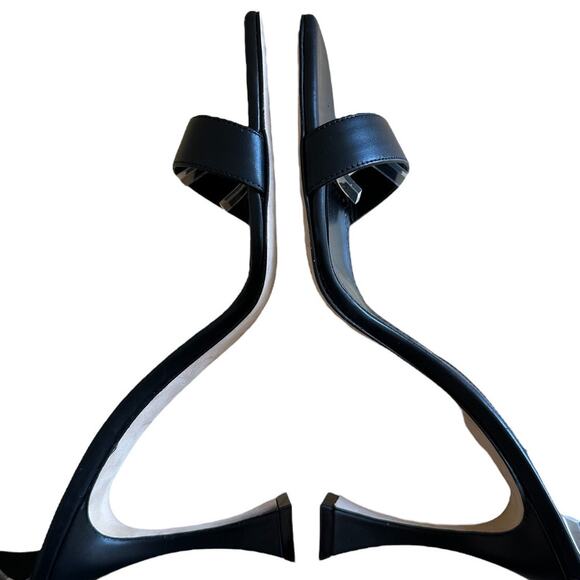 Manolo Blahnik Charona Black Leather Pearl Ankle Strap High Heel Sandals 40.5 - Picture 8 of 12